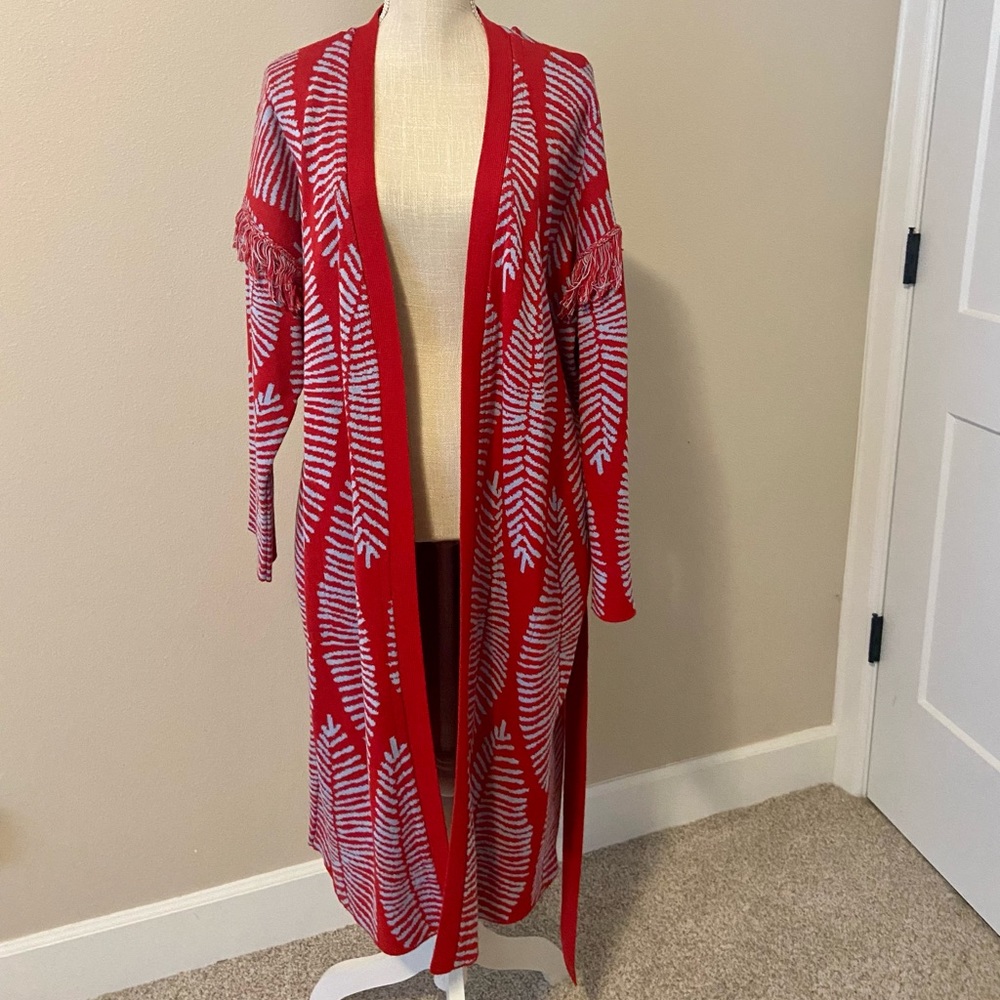 Long open front cardigan with tie